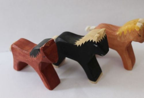 Pferd Fohlen springend