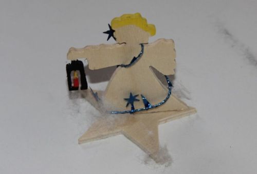 Sternenengel mit Laterne